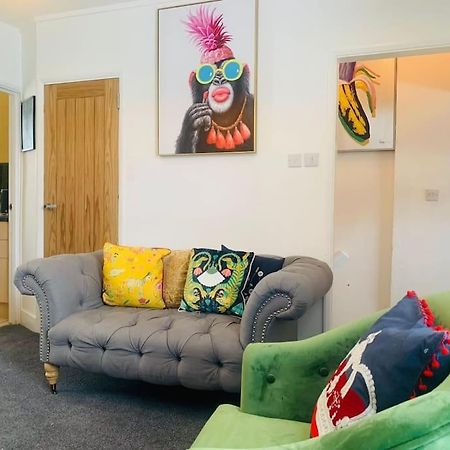 Funky 2 Bedroom Apartment In Town Centre Hastings Esterno foto